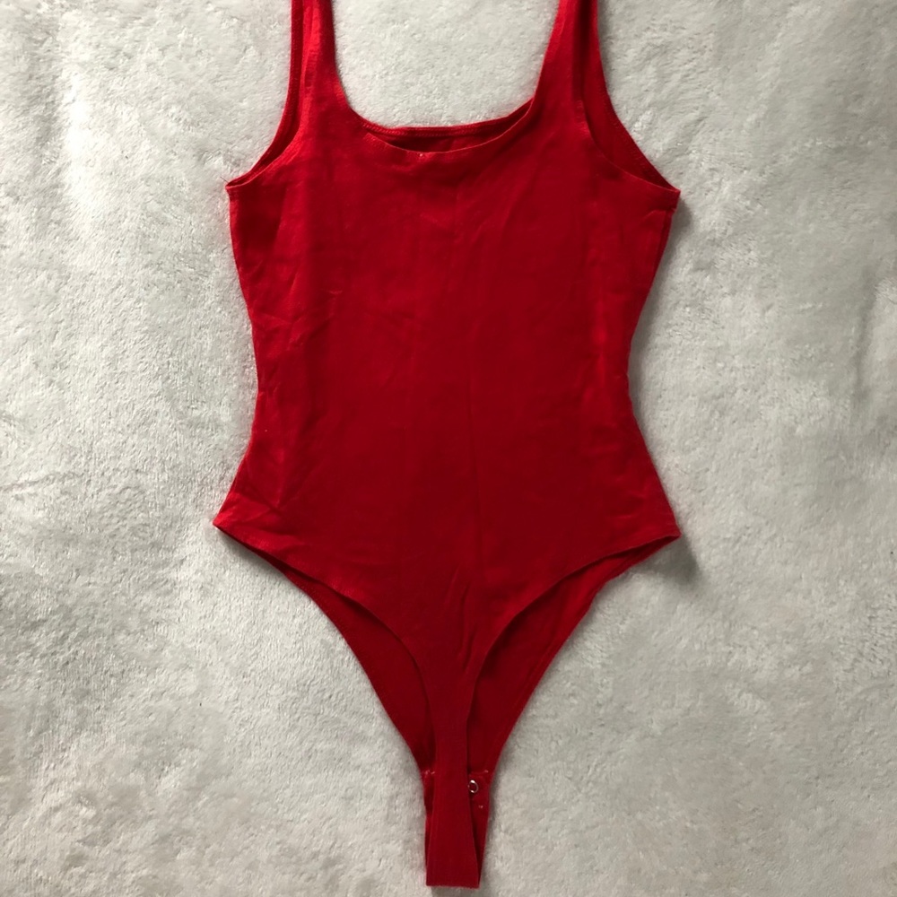 Red Solid Bodysuit - Picture 2 of 2